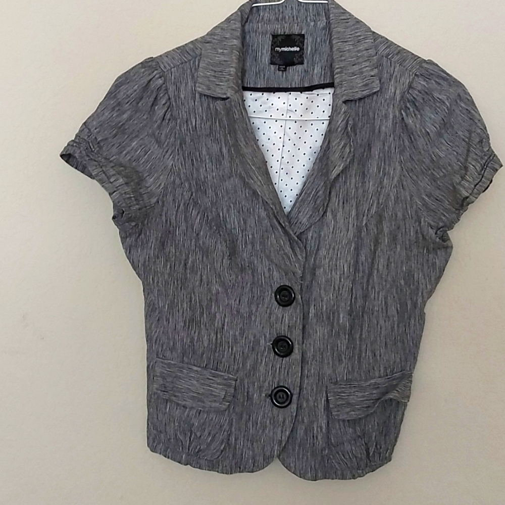 Gray jacket/top for juniors